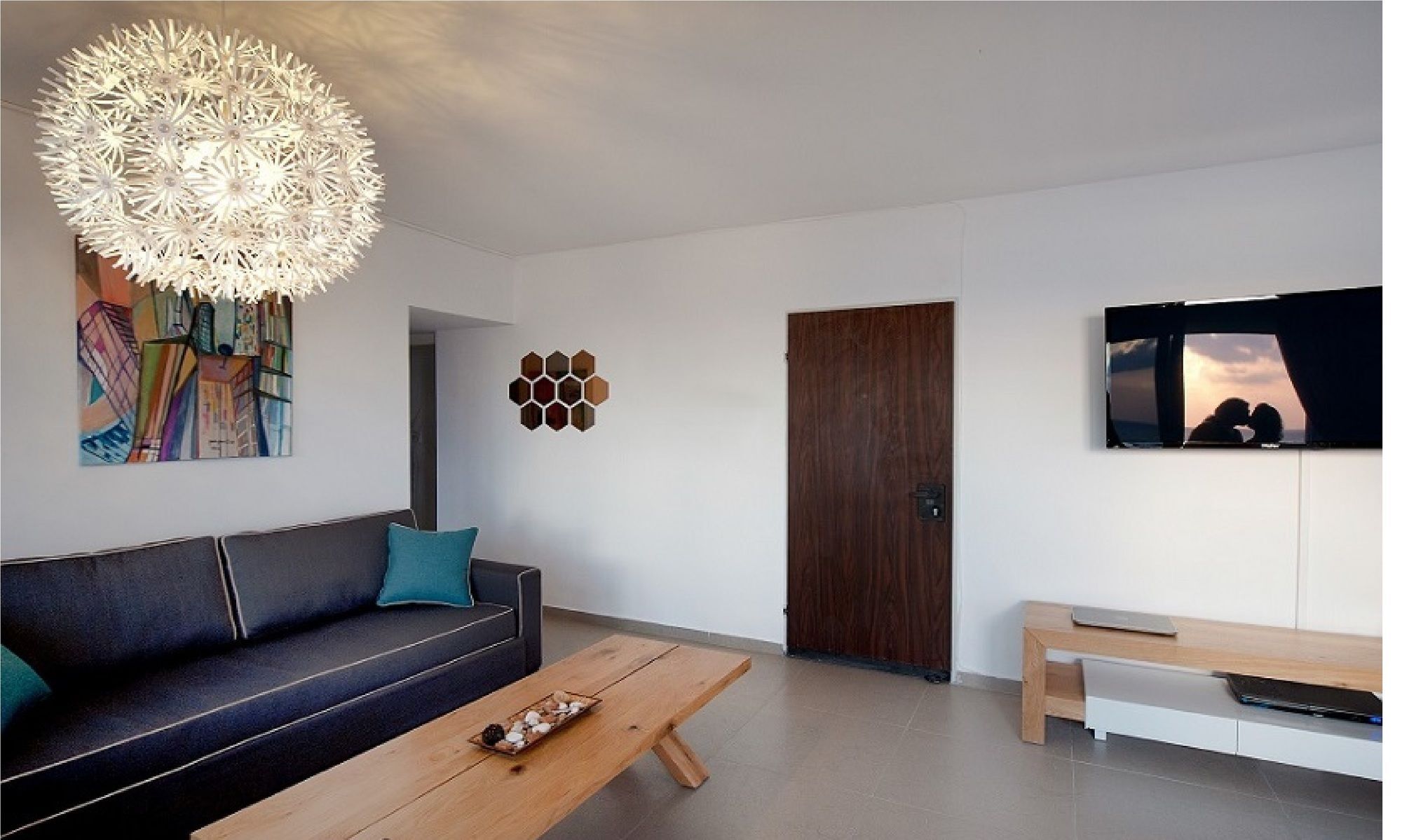 Chic 3Br Apt W Sauna & Parking On The Beach By Sea N' Rent Tel Aviv Eksteriør billede